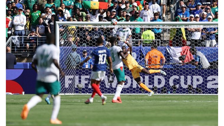 Mondial 2026 : Le Sénégal courbe l'échine devant la puissance offensive de la France