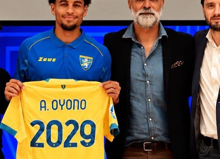 Serie A : Anthony Oyono prolongé jusqu'en 2029 par Frosinone