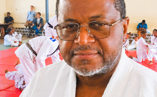 Judo : l'élection à la Fégajudo reportée, la succession de Boguikouma devra attendre