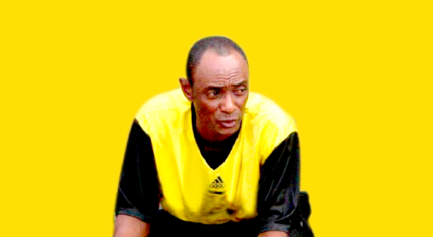 Médard Lusadisu en discussion avec l'AS V club