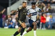 MLS : Denis Bouanga marque encore, mais le LAFC bute sur Vancouver à dix
