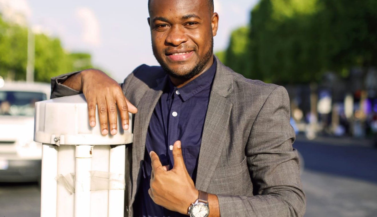 Freddhy Koula prend les commandes du média en ligne gabonais Foot241 !