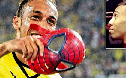 Aubameyang : de Spiderman à Batman ?
