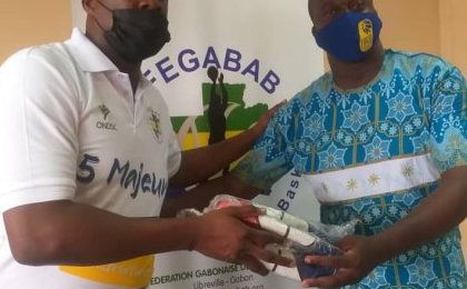 La Libabe reçoit du matériel de la Fédération gabonaise de basket-ball