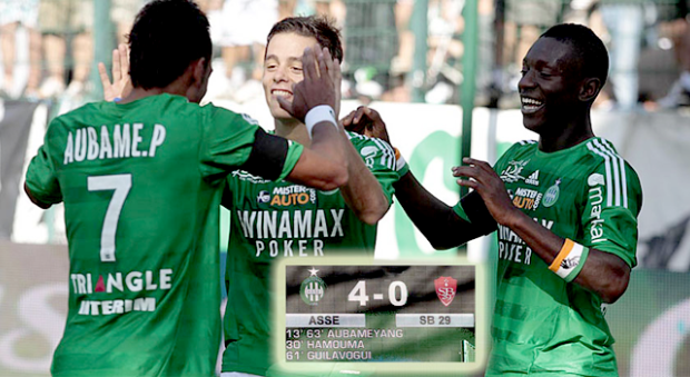 Aubameyang co-signe la première victoire des Verts de la saison par un doublé !