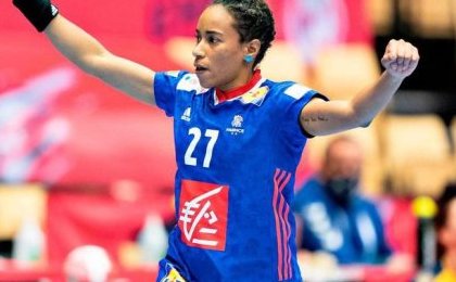Estelle Nze Minko, sacrée MVP de l'Euro de handball 2020 !