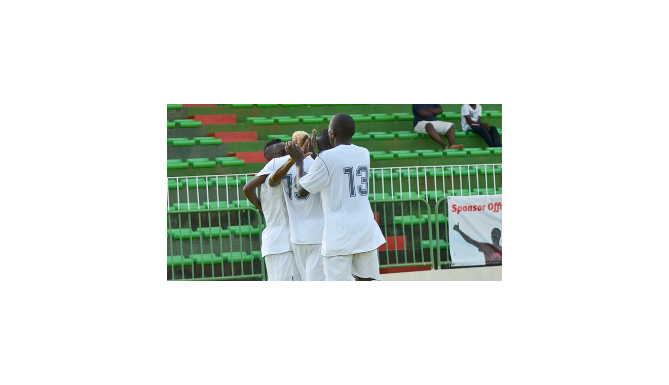 26e j : l'OM se sauve de justesse des griffes de l'AS Solidarité