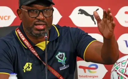 Panthères du Gabon : Thierry Mouyouma réclame ses impayés, la Fégafoot sous pression