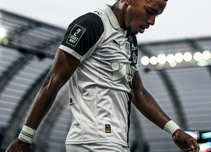 Ligue 2 : le Gabonais Teddy Averlant offre la victoire à Amiens au bout du suspense 