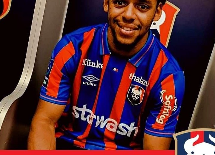 L'international gabonais Johann Obiang restera en Ligue 2 avec Caen