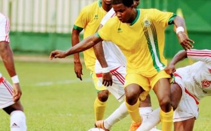 L'arrêt depuis 7 mois des championnats masculin et féminin fragilise les footballeurs gabonais
