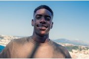 Mercato : Junior Mandza signe pro à l'OGC Nice, le Gabon tient une pépite à suivre